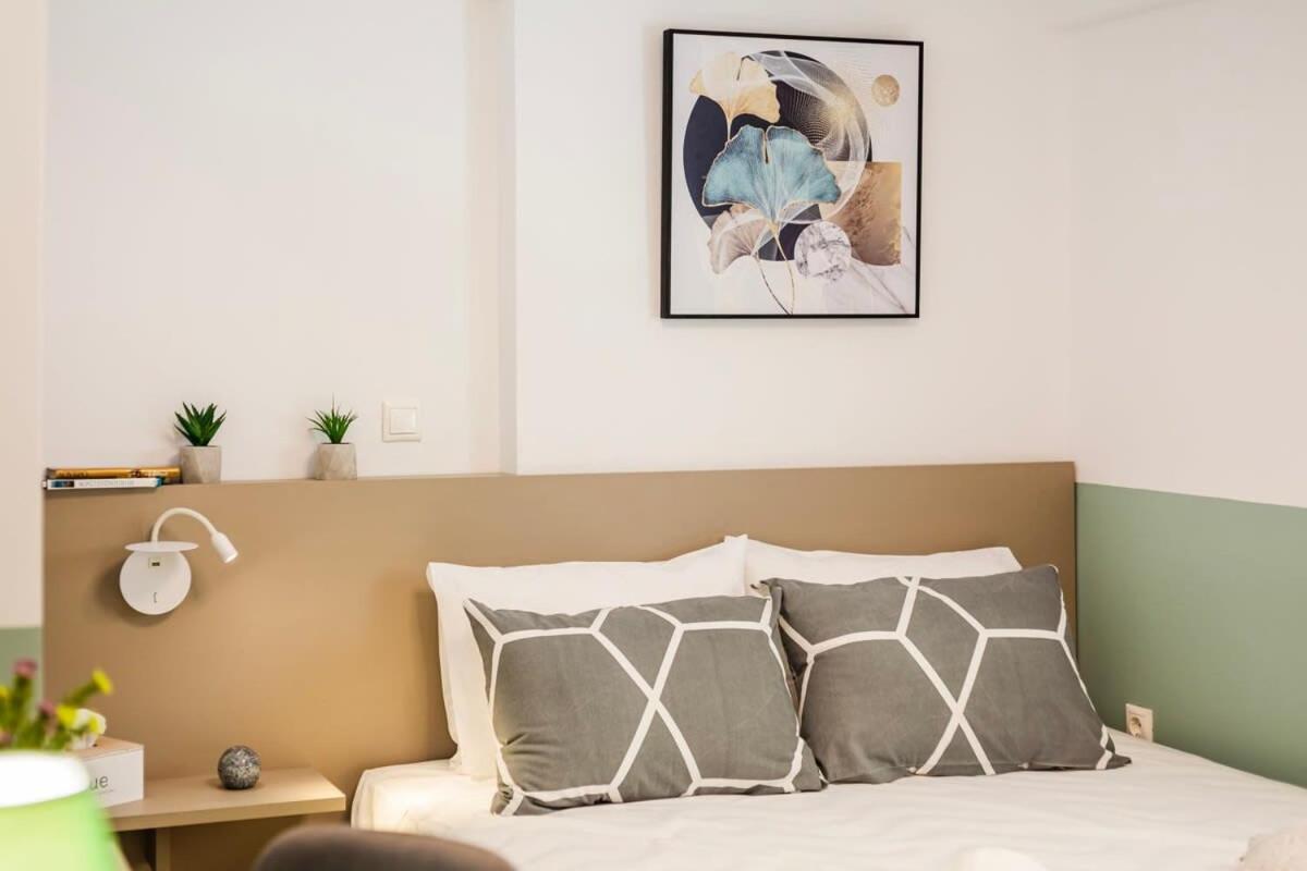 Kalamata Lime Studio - Cozy Gem With Private Parking 外观 照片