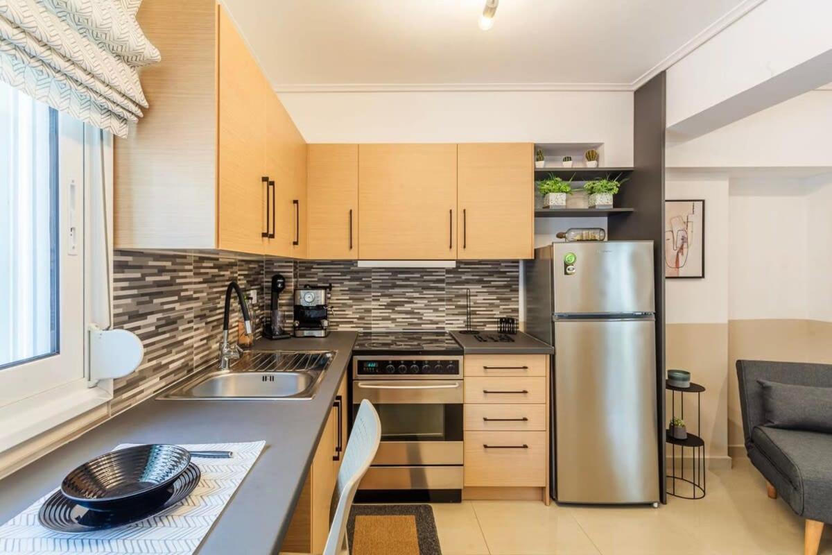 Kalamata Lime Studio - Cozy Gem With Private Parking 外观 照片