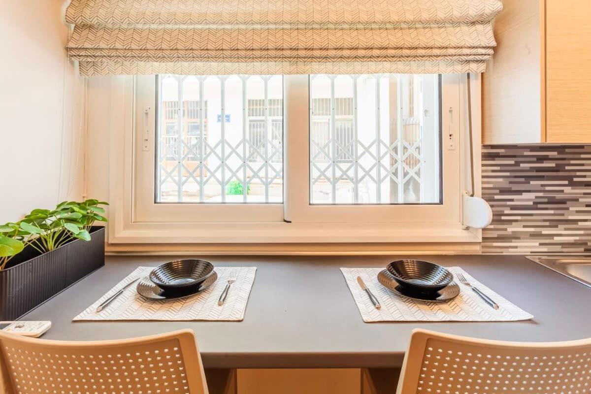 Kalamata Lime Studio - Cozy Gem With Private Parking 外观 照片