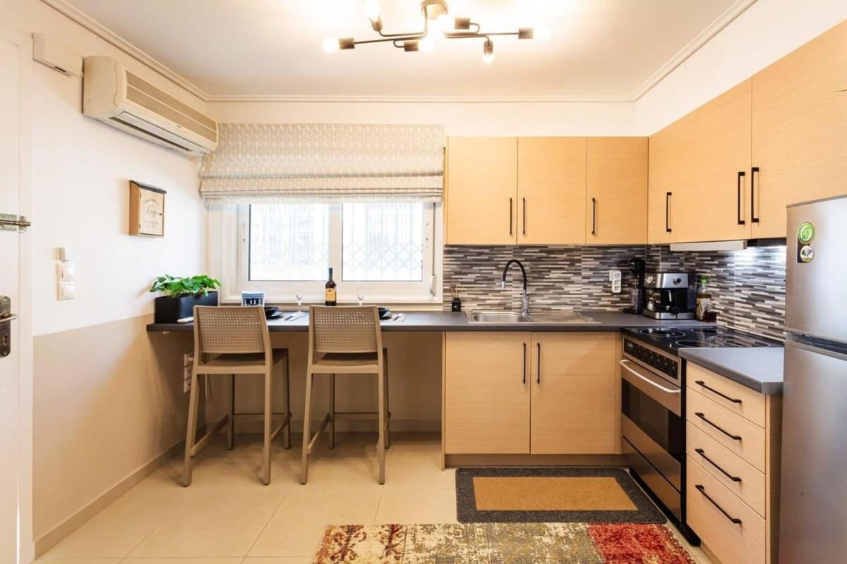 Kalamata Lime Studio - Cozy Gem With Private Parking 外观 照片